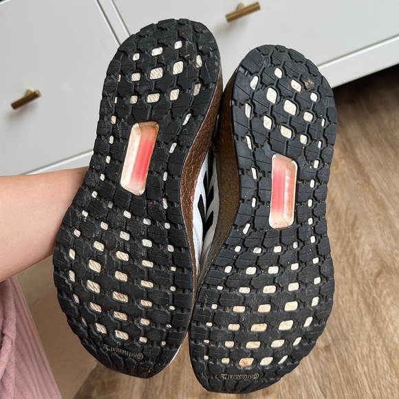 Adidas Ultra boosts - Picture 7 of 8